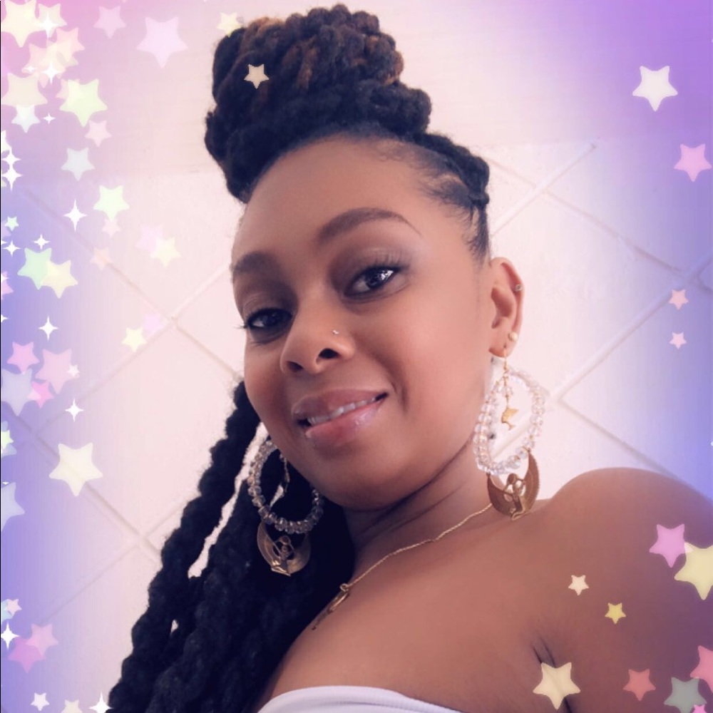 Meet your Posher, Natasha